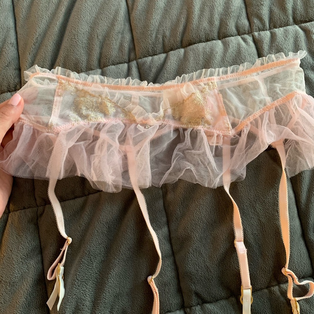 VS halters
